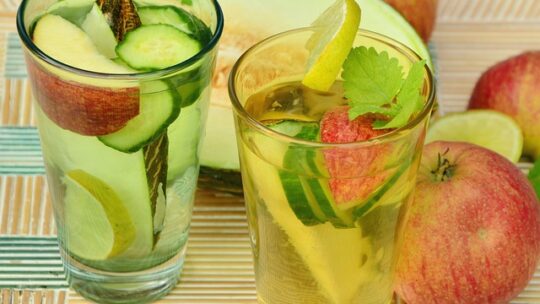Mixologi møder tradition: Forfriskende sommerdrinks og klassiske fadøl